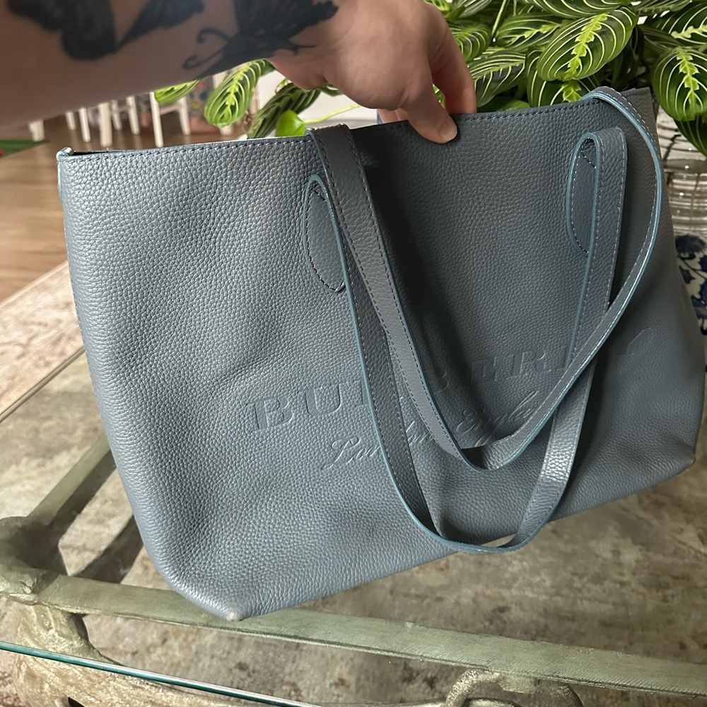 Elegant Burberry Blue Pebble-Leather Tote Bag